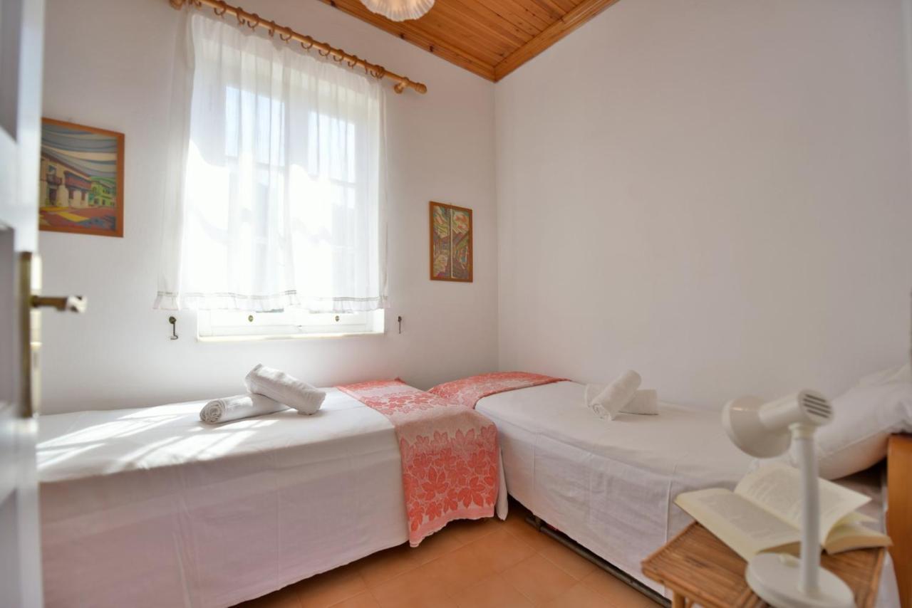 Вілла Options House Гідра Екстер'єр фото